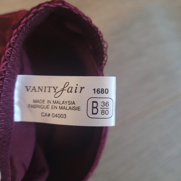 Vintage Vanity Fair Velvet Bra And Underwear Set - Picture 7 of 10